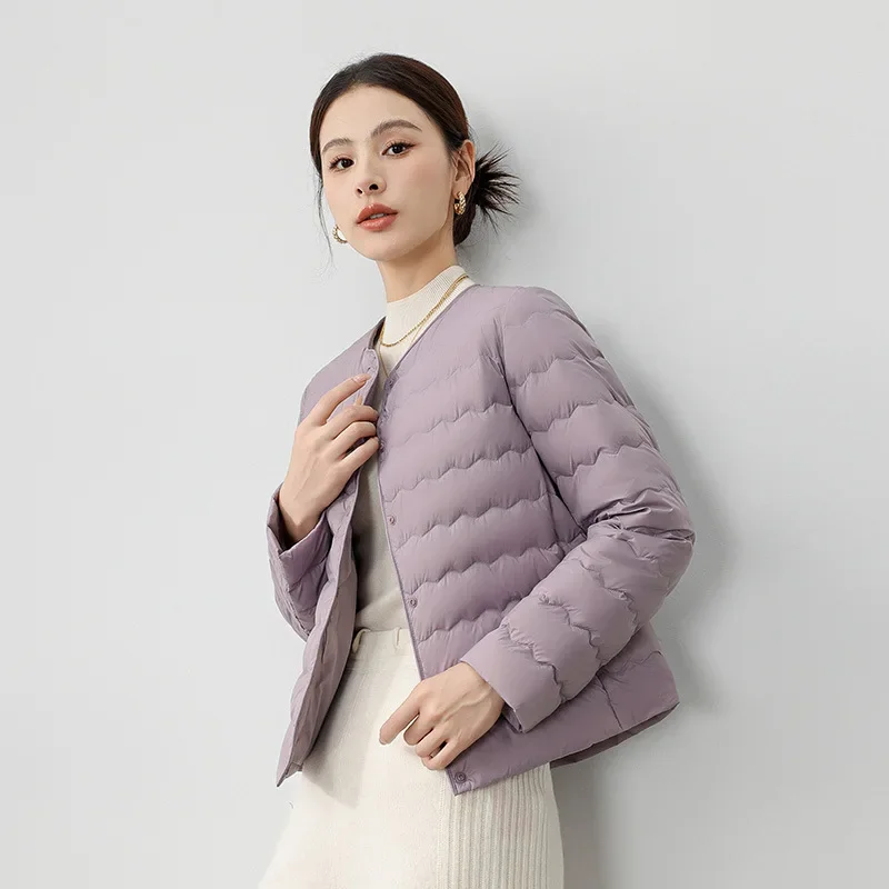 2024 New Arrivlas Women Office Lady Korean Slim Puffer Jackets Fashion Wavy Quilted Line Round Neck Down Liner Light Down Coat