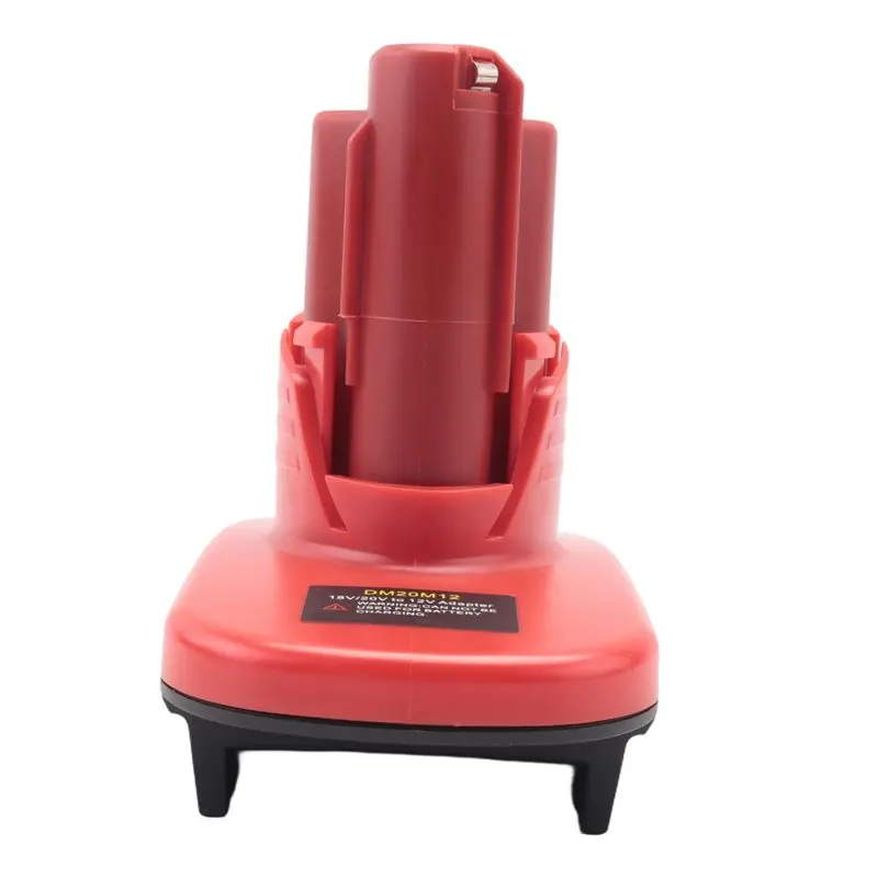 

Адаптер для аккумуляторов ABKJ-DM20M12: преобразует 20В/18В M18 в 12В для беспроводных инструментов, прочный.