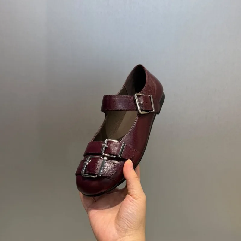 

2026 New Women Ballet Flats Metal Buckle Decor Walking Loers Ladies Mary Jane Designer Padlock Espadrilles Outdoor Flat Shoes