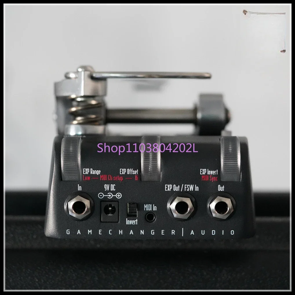 Gamechanger Bigsby Tremolo Pedal Monolithic Effect