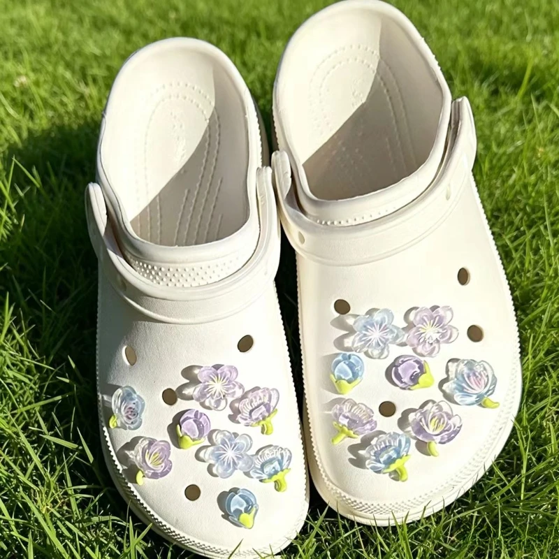 New Elegant Women DIY Hole Shoes Charms for Cute Sakura Shoes Accessories White Pink All-match Shoe Decorations Fashion Bundle