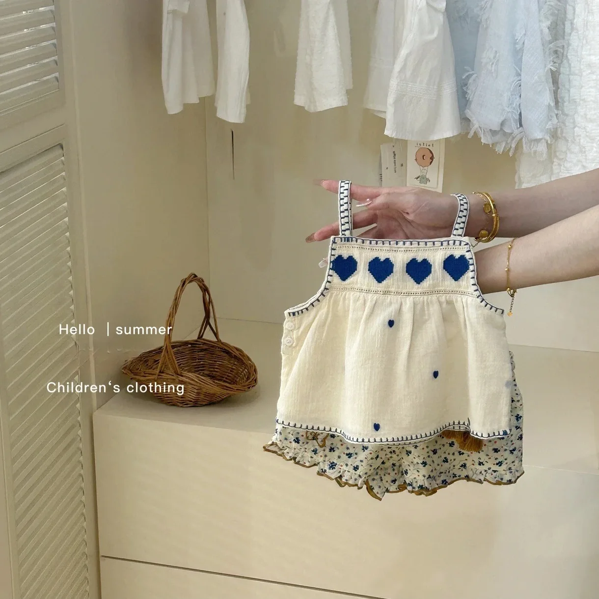 Girl'S Sweet Sets  Summer Children Kids Infants Embroidered Vest Top + Shorts 2pcs Suit image 2