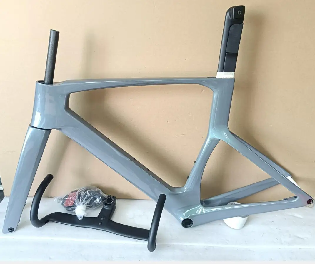 RC30 Carbon Road Bike Frame Disc Brake Aero Bicycle Frameset Available size 47cm 49cm 52cm 54cm 56cm