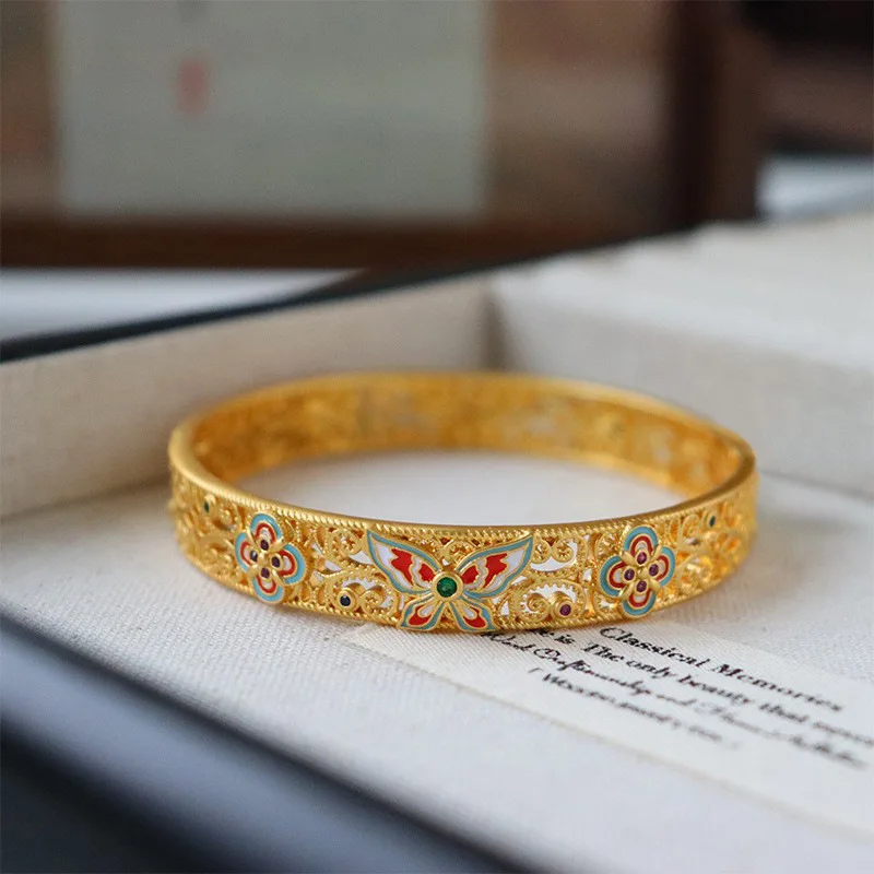

Vintage Enamel Butterfly Bangle Handmade Hypoallergenic Boho Chic Light Luxury Christmas Gift for Women Adjustable Alloy Jewelry