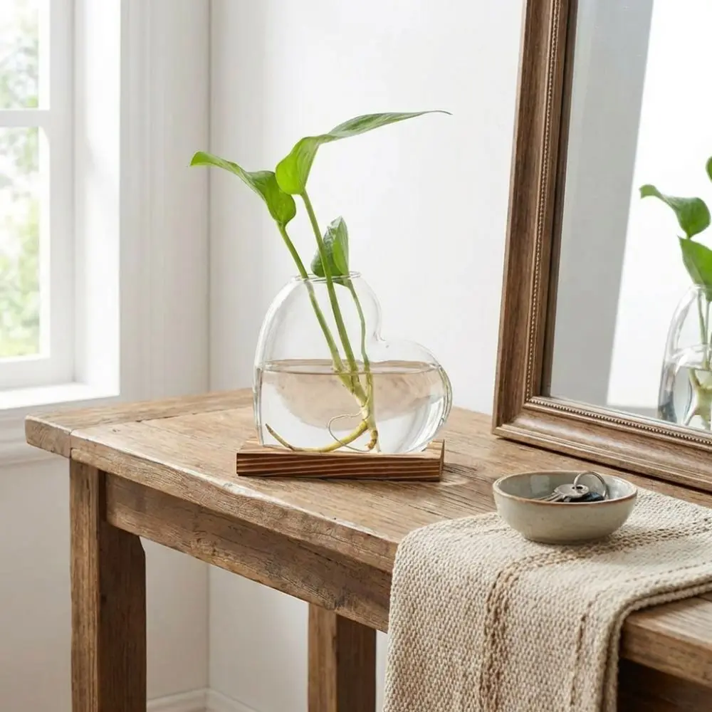 Transparent Hydroponic Glass Vase Wooden Stand Decorative Love Shaped Vase Minimalist Plant Propagation Station Living Room