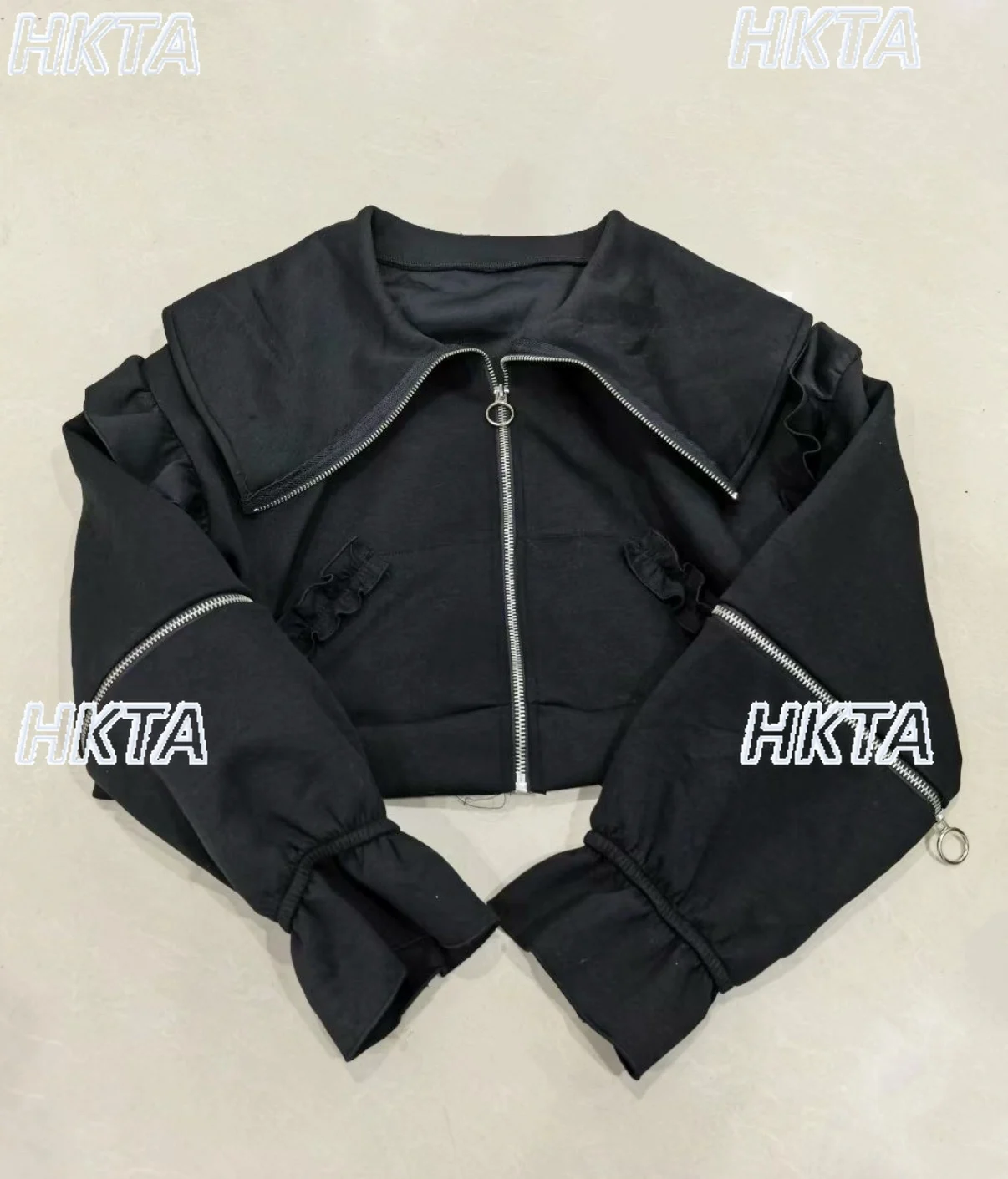 

Japanese Retro Commuter Loose Lapel Long Sleeve Short Coat Tops Sweet Cool Ruffle Pleated Kangaroo Pocket Black Jacket Women