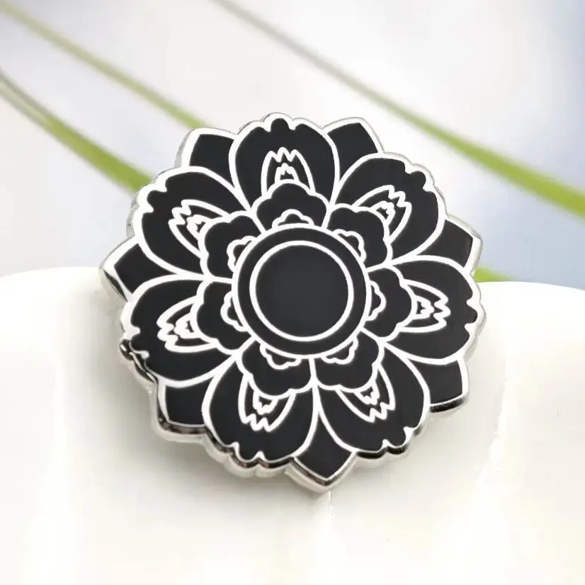 Gothic Black Lotus Enamel Pin Mandala Flower Brooches Geometric Floral Lapel Badges Witchy Aesthetic Jewelry Gift for Backpack