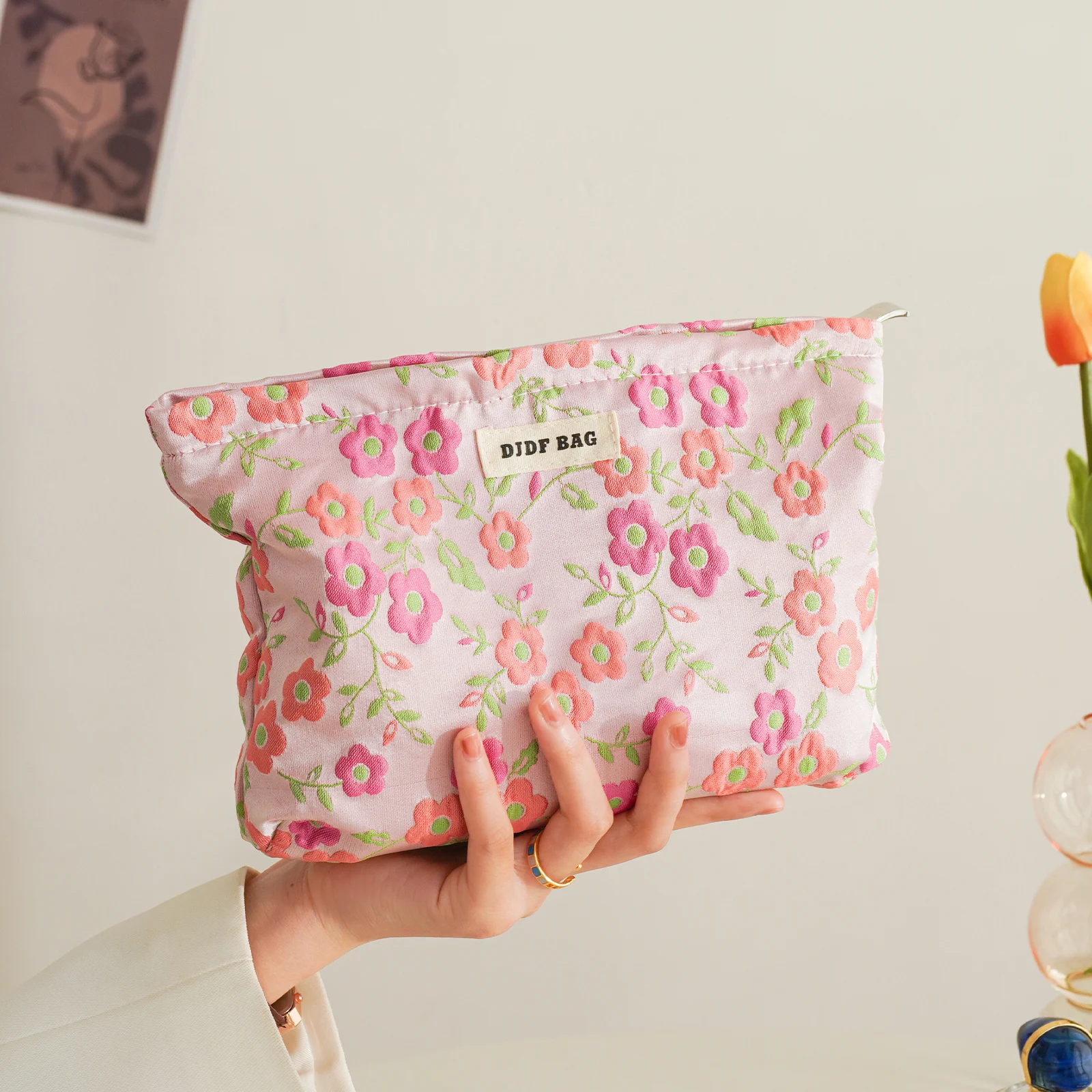 Pink Flower Women\'s Makeup Bag Large-capacity Lipstick Sanitary Napkin Storage Bag High-quality Clutch Portable Toiletry Bag