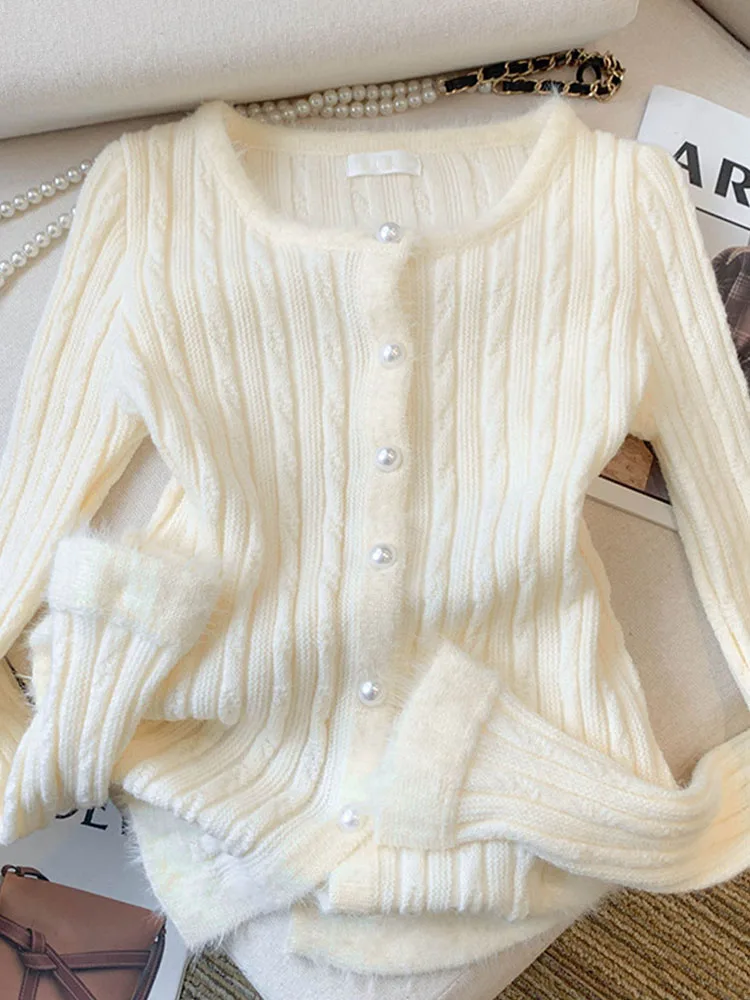 

Beige O-Neck Fashion Sweater Autumn 2024 New Button Design Slim Cardigan Women Sweet Elegant Romantic Long Sleeve Cashmere Top