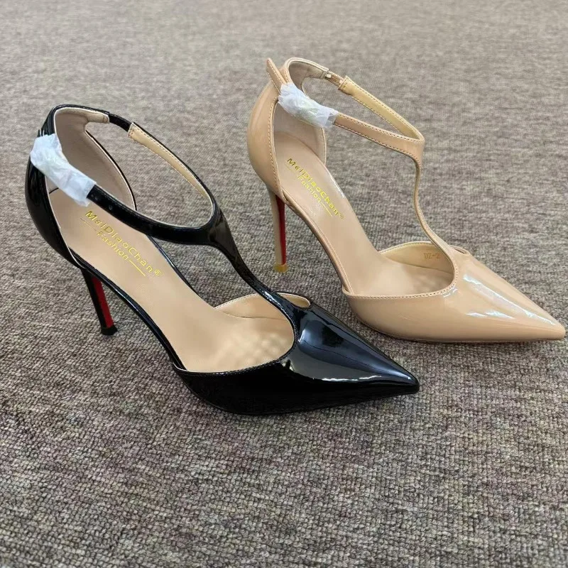 

T-shaped buckle strap, straight strap, slim heel high-heeled sandals, pointed and sexy temperament, versatile high-heeled shoes