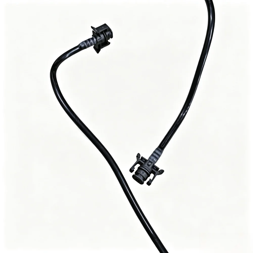 Coolant Hose Pipe Reservoir Tank For Ford For Mondeo 2.0T DG938A365EC DG9Z8A365E Black Radiator Return Tube Car Engine Parts