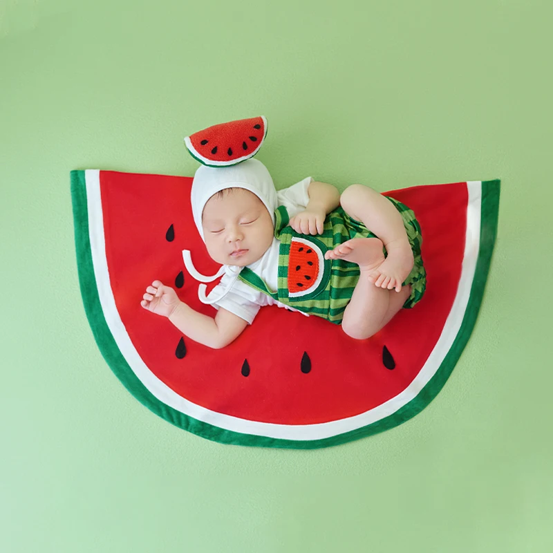 

Summer Newborn Photography Fruit Theme Green Striped Bib Pants Watermelon Doll Accessories Newborn Creative Photography Props