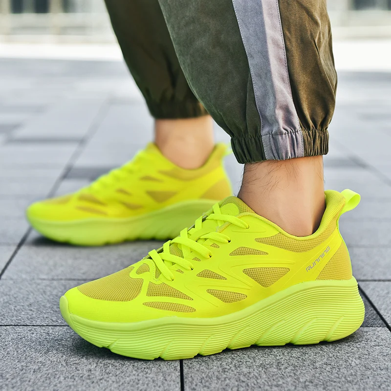 

Men's Casual Sneakers Fashion Mesh Breathable Outdoor Running Shoes Casual Lightweight Training Soft-soled Men's Running Shoes w