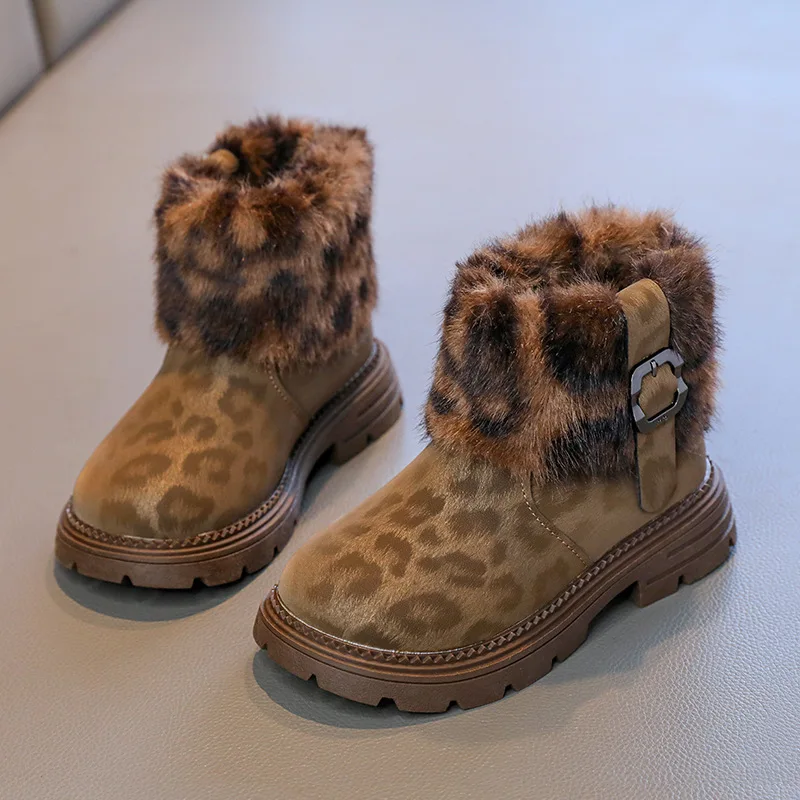 

Уличные зимние детские ботильоны с леопардовым принтом, новинка 2024, модные ботинки на платформе для девочек, теплые плюшевые детские меховые хлопковые ботинки, мягкие