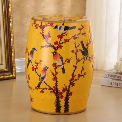 China Traditonal Retro Plum Blossom Round Ceramic Drum Stool For Home Ornaments