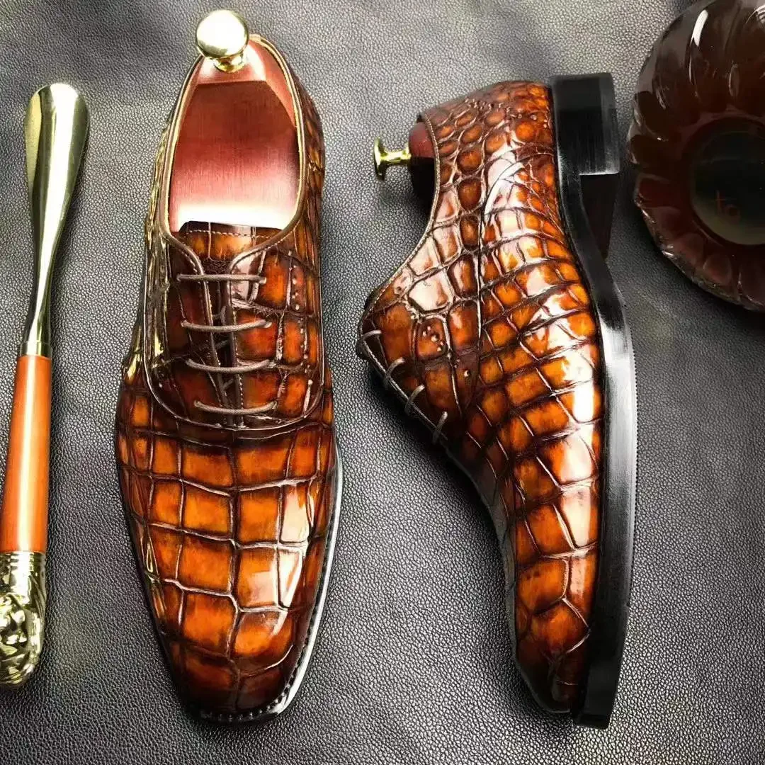 chue new men dress shoes male formal shoes men crocodile shoes brown brush color rubbing color