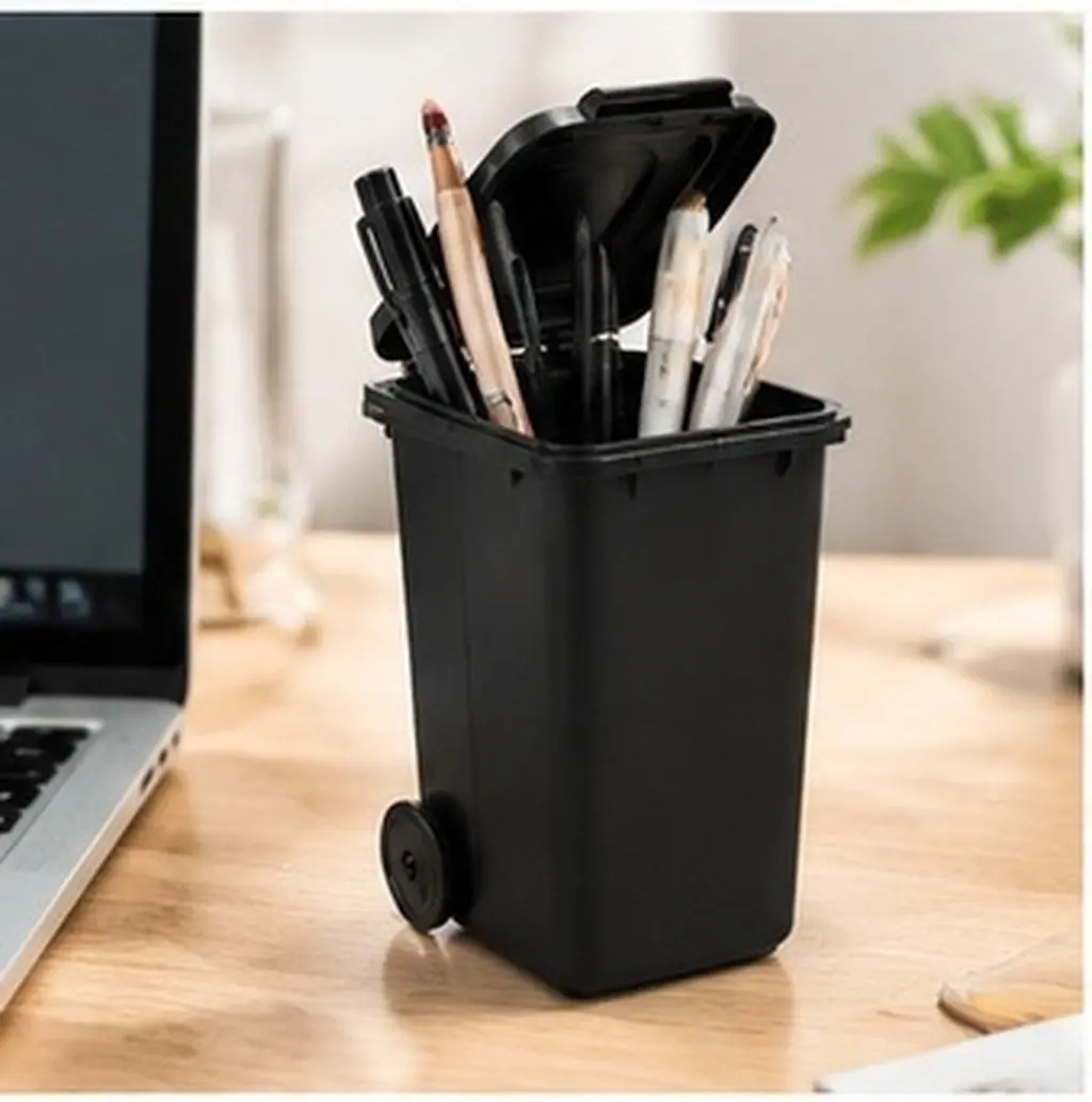3Pcs Modern Mini Desktop Organizer Tiny Garbage Bin with Cover and Pencil Holder Compact Stationery Storage for Office School