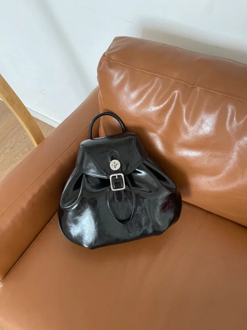 

2024 New Preppy Style Literary Backpacks Korea Minority Leather Texture Handbags Vintage Casual Commuter Ruched Purses Versatile