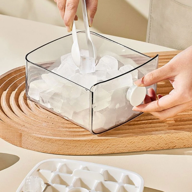 Convenient Ice Tray with Lid and Container Press and Store Ice Moulds for Cold Beverages Practical Kitchenwares Tool