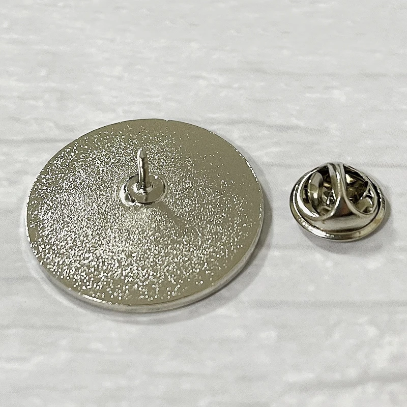 غير المسمى العلم المينا دبوس LGBTQIA + فخر شارات معدنية دبابيس تزيين المقتنيات