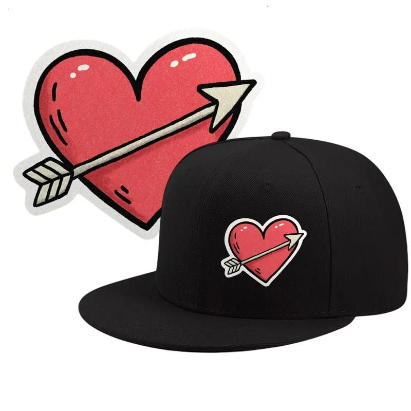 A Heart-shaped Arrow Print Hip-hop Baseball Cap, Suitable for Both Men and Women with Adjustable Design. Perfect for Street Fash