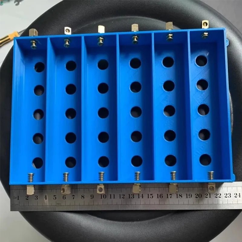 33140 33150 33160 33165 Weld-free Battery Box/Battery Holder Pure Copper Lithium Battery in parallel in series DIY Battery Case