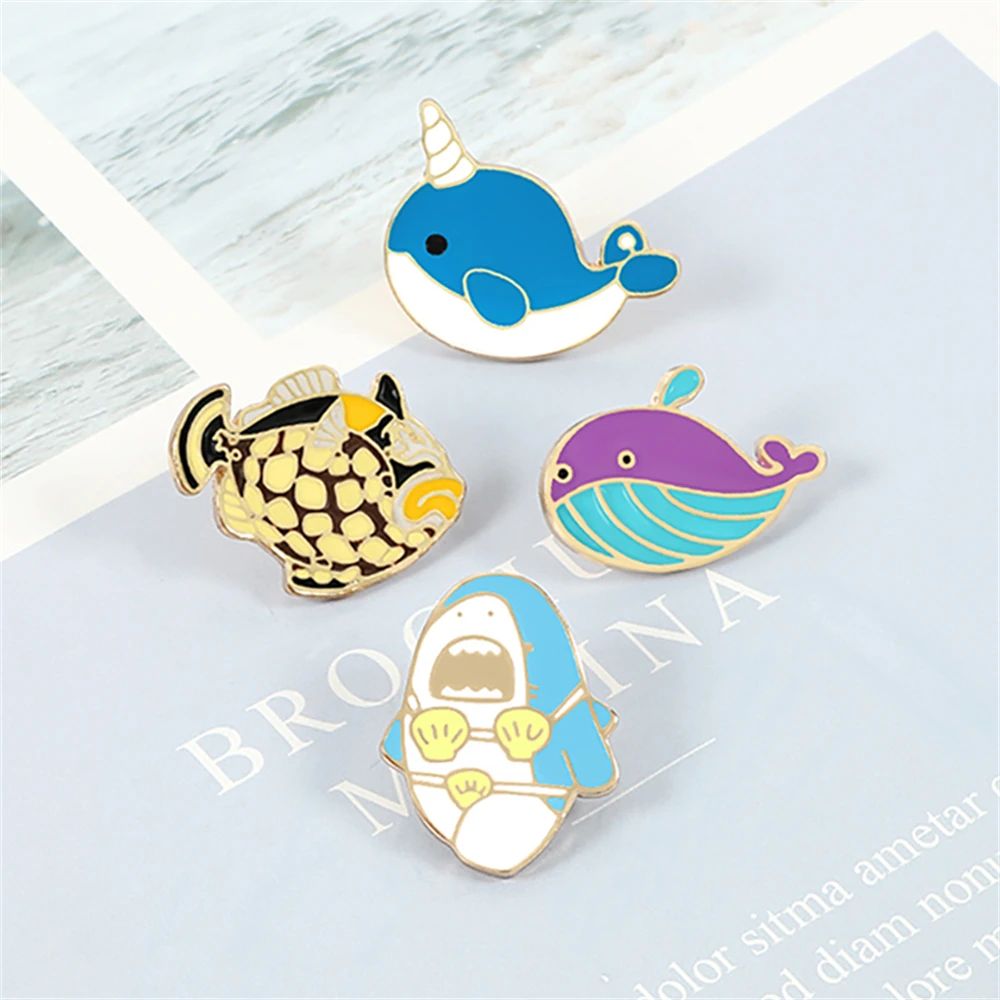 3-5Pcs/Set Lovely Animals Insect Brooch Cartoon Cats Claw Butterfly Dinosaur Enamel Pin Dolphin Fish Bag Badge Jewelry Wholesale