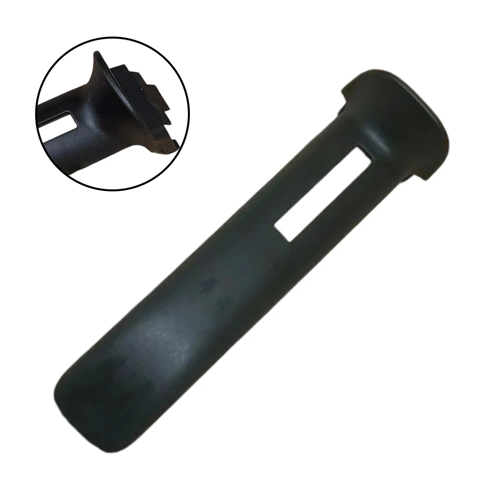 

Крышка рукоятки маслобака для бензопилы MS462C (1142-791-0601) с механизмами безопасности, предотвращающими случайное включение