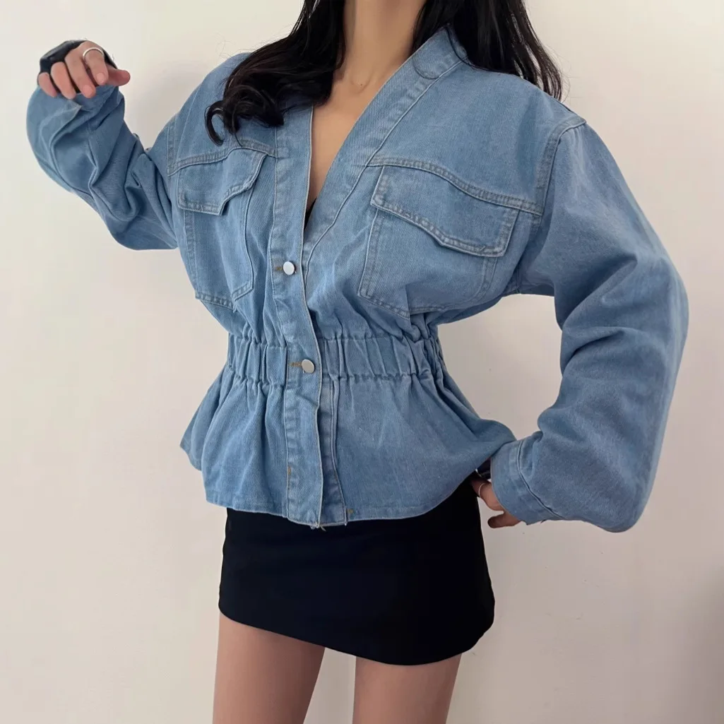 스파이스 걸 데님 허리 셔츠 여성 봄 신상 오프숄더 디자인 감각 큰 포켓 스티치 V넥 탑