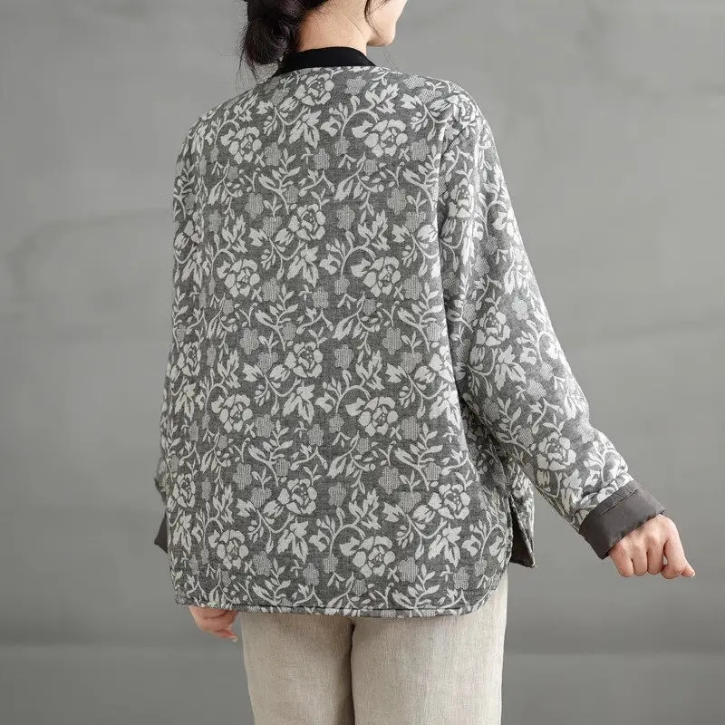 Chinese Style Plate Buckle Jacquard Cotton Jacket For Women 2024 Winter Retro Slanted Collar Round Neck Warm Quilted coat A539