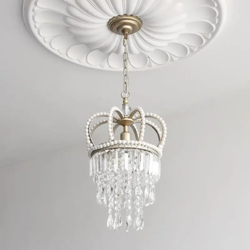 Luxury-Style Crystal Mini Chandelier, Creative Crown Overpass Light, Exquisite and Sophisticated Bar Counter Lamp