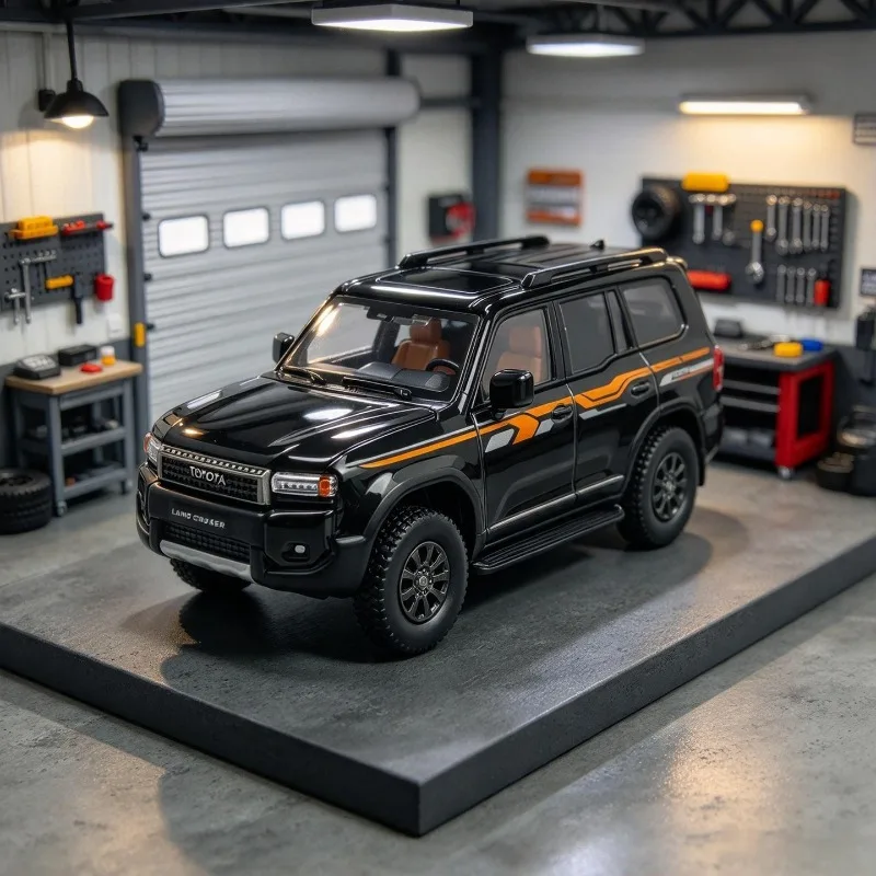 Masdi Simulated 1/64 Toyota Prado LC250 High Trim Alloy Car Model Off-road Vehicle Sliding Display Ornament Miniature Voiture