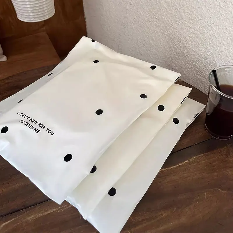 Bainfe Poly Clothing Shipping Delivey Pouch 50Pcs Express Self Seal Party Gifts Storage Bags White Dot Ecommerce logistics Bags