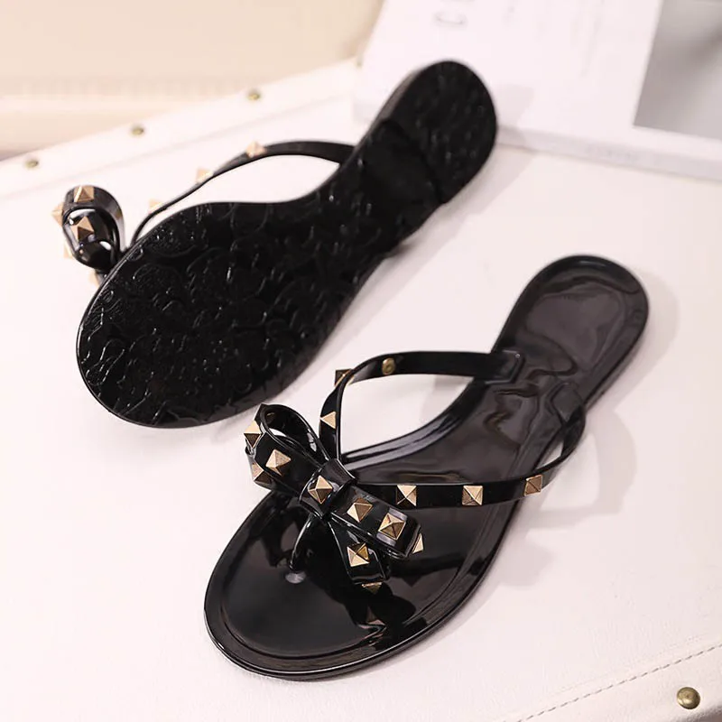 2021 Woman Sandals Flats Fashion Woman Flip Flops Summer Shoes Flats Sandals Cool Beach Rivets Shoes Sandals Girls Size 36-40