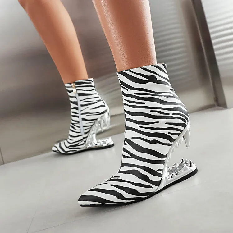 Hollow Out Tiger Tooth Shaped Heel Design Short Boots  New Fashionable Leopard Print Zebra Zippered Women\'s Ankle Boot Size 46