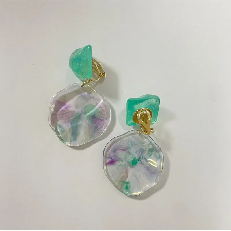 Aurora Blue Wavy Round Transparent Geometric Ear Clips Korean Spring Summer Acrylic Shell Shaped Clip on Earrings No Piercing