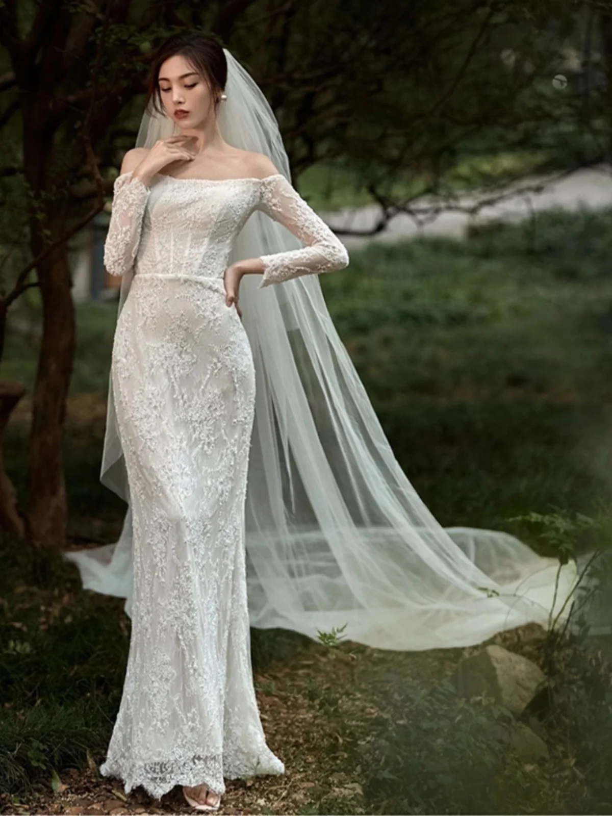Ele dentelle longue Sve une oule lumière mariage Dr luxe Fi queue robe pour la photographie extérieure saison de printemps