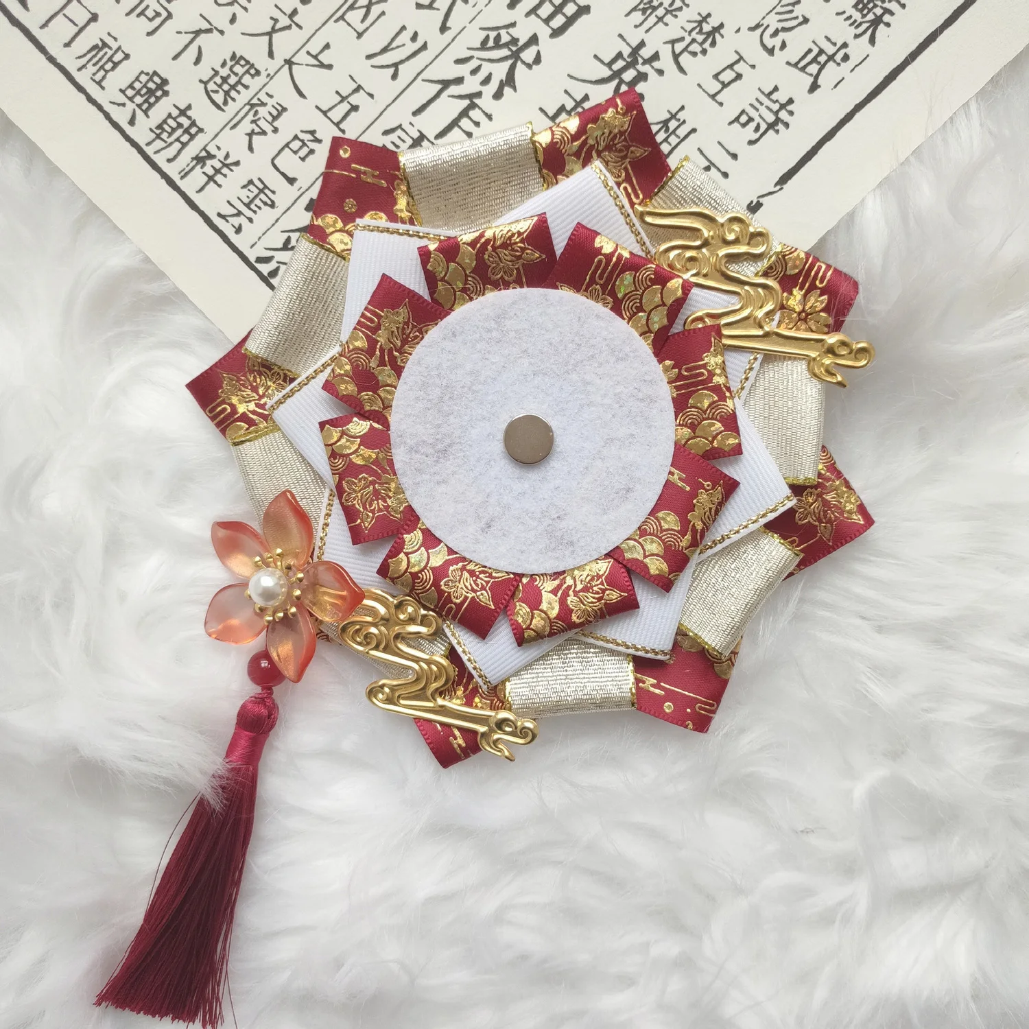 

2025 luxury badge holder，Tassel Retro quadratic element Ita bag Accessories，Anime cosplay crafts Badge Holder