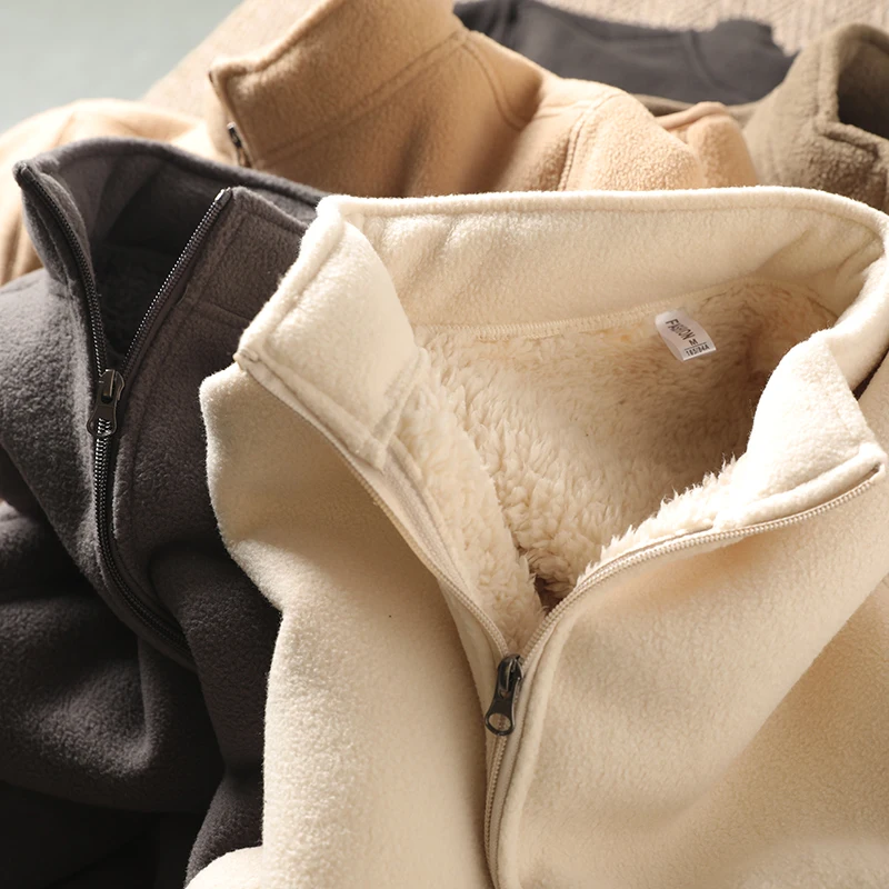 

Утепленная флисовая куртка с воротником-стойкой, осенне-зимняя, двухслойная, из композитного бархата, новая модель, с искусственным мехом ягненка, с пуховым наполнителем.