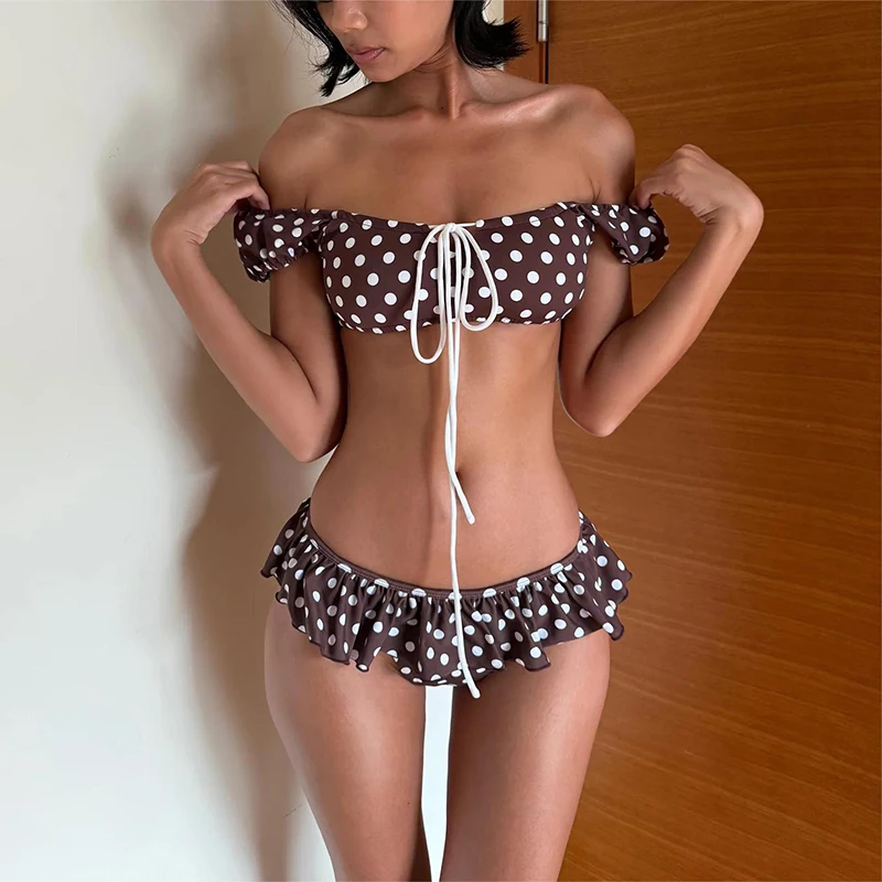 2026 summer new holiday and leisure beach style bikini suit with polka dot pattern retro sexy spice girl two-piece beach suit