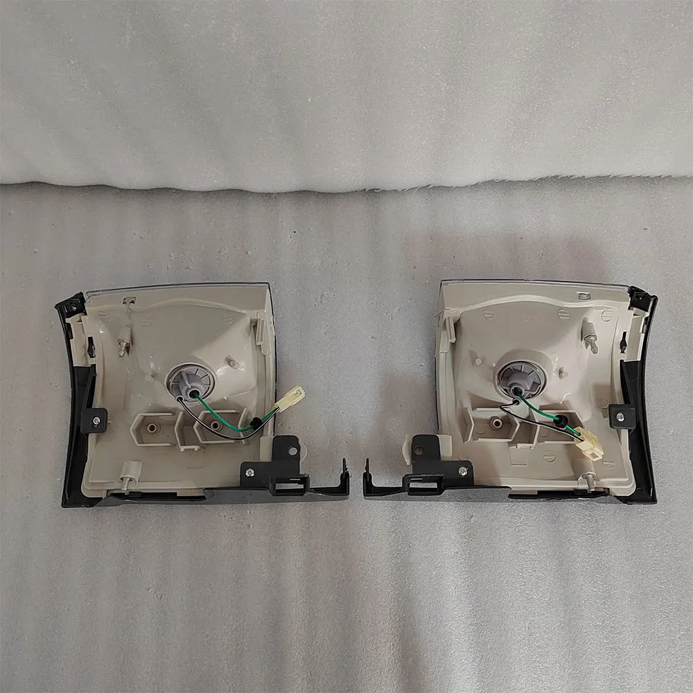 

A pair Car Corner light Automobile Turn Signal Light For Toyota Haice RZH112 LH168 TRH122 1994 1995 1996 1997 1998 1999 2000