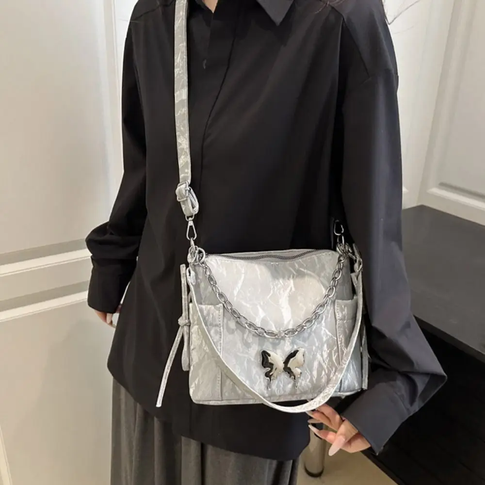 

Butterfly Decor Silver Butterfly Handbags Metal Chain Pearls Chain Drawstring Shoulder Bag Solid Color Korean Style