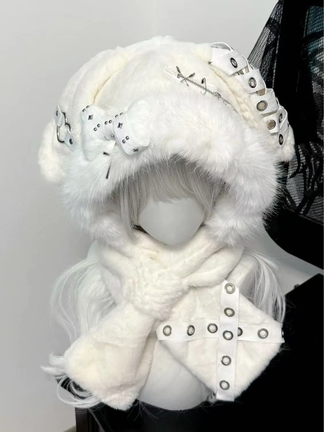 Subculture Punk Y2K Bone Winter  Fluffy Ear Protectors Sweet Cute Rabbit Ears Plush Scarf Hat Outdoor Warm Cap For Women