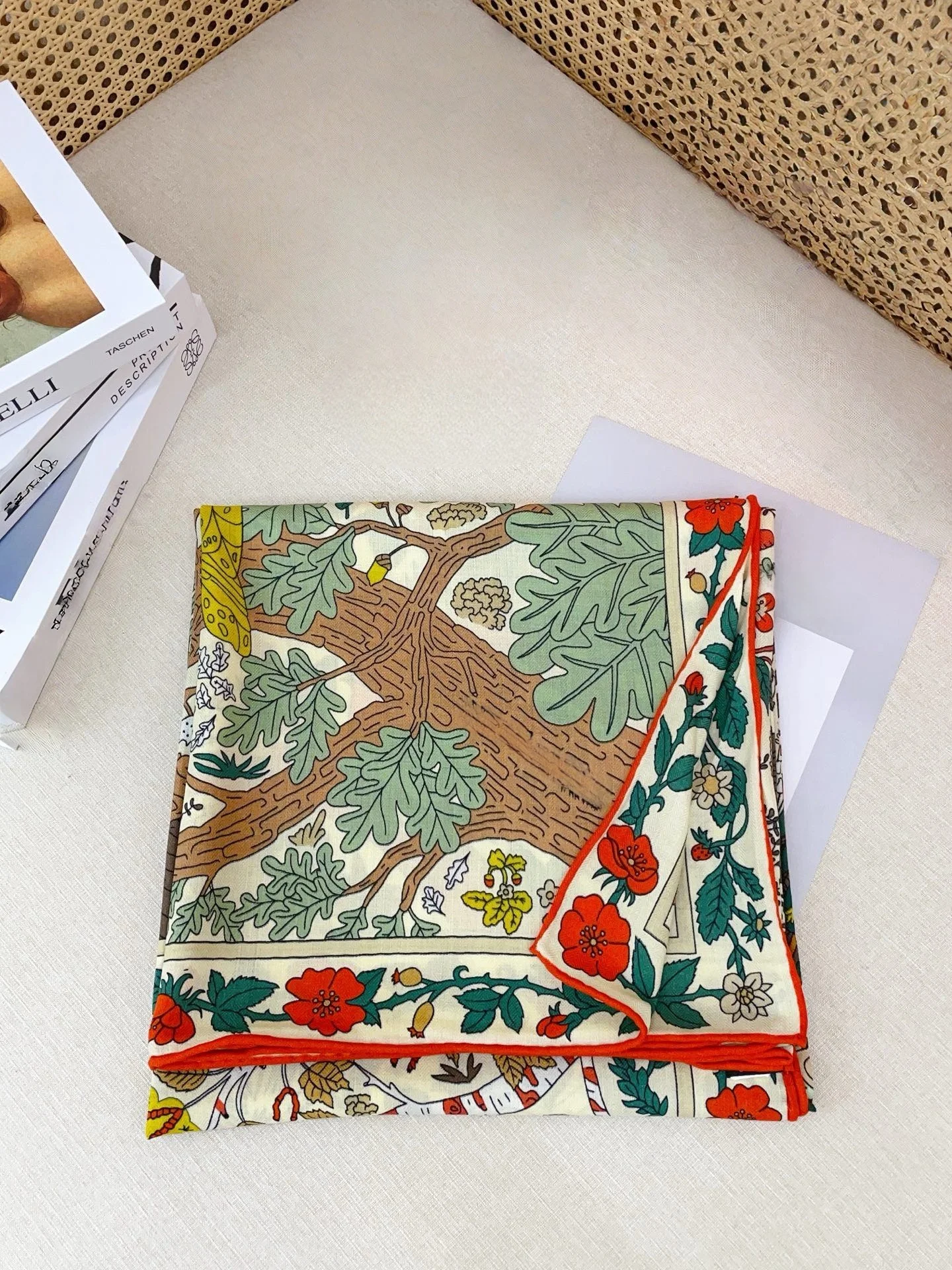 

Хит продаж: Новые стильные и универсальные квадратные шарфы-снуды с цветочными и древесными узорами, элегантные шарфы для шеи, аксессуары для сумок