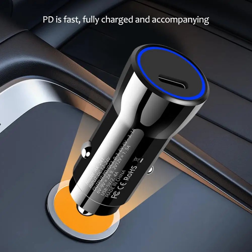 شاحن سيارة محمول USB شاحن سيارة حجم صغير عالمي Pd20w شحن سريع محول شاحن سيارة مع حماية من الحمل الزائد