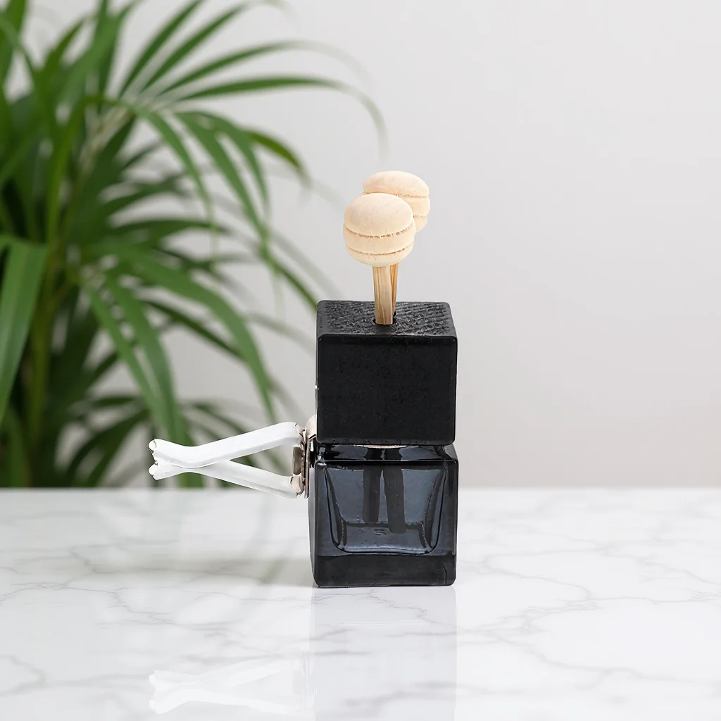 

2Pcs Car Air Freshener Bottle Aromatic Vent Clip for Essential Oil Diffuser Auto Interior Scent Enhancer Reusable Car