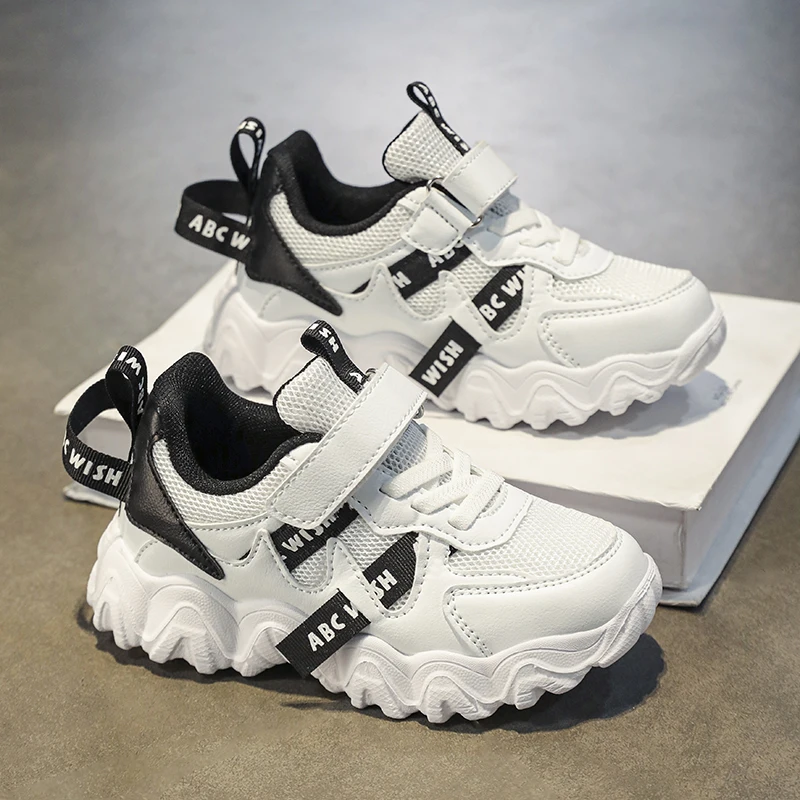 

2025 New Low Cut Childrens Sports Shoes Lightweight Cushioned Professional Running Shoes Versatile Wear-resistant Casual Shoes