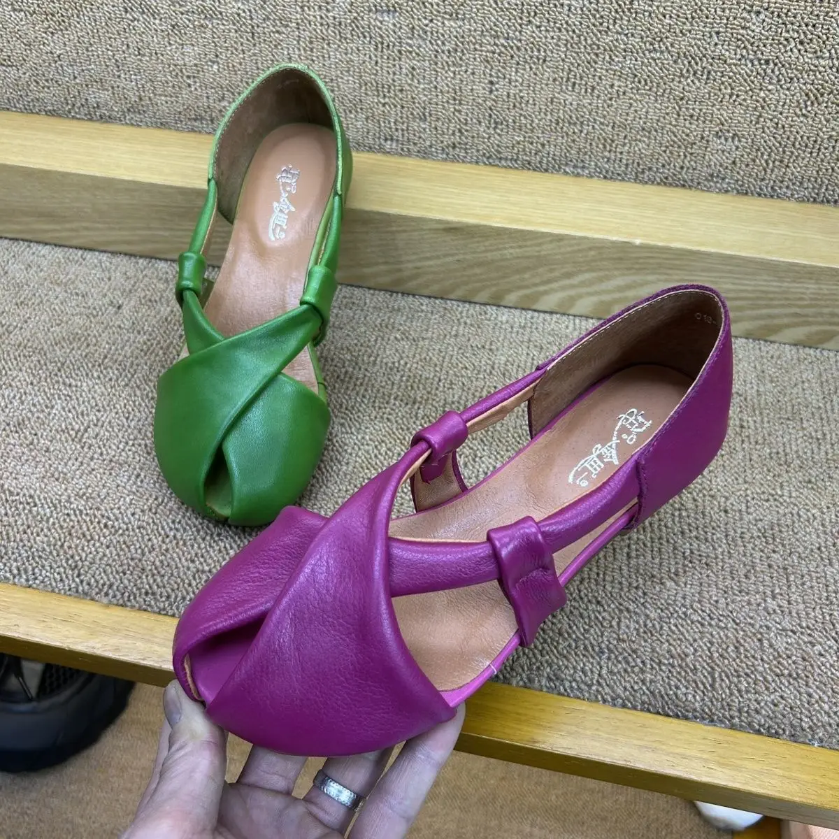 High Quality Handmade American Retro Minority Sense Flat Toe Box Women's Semi-Sandals New Leather Summer Shoes