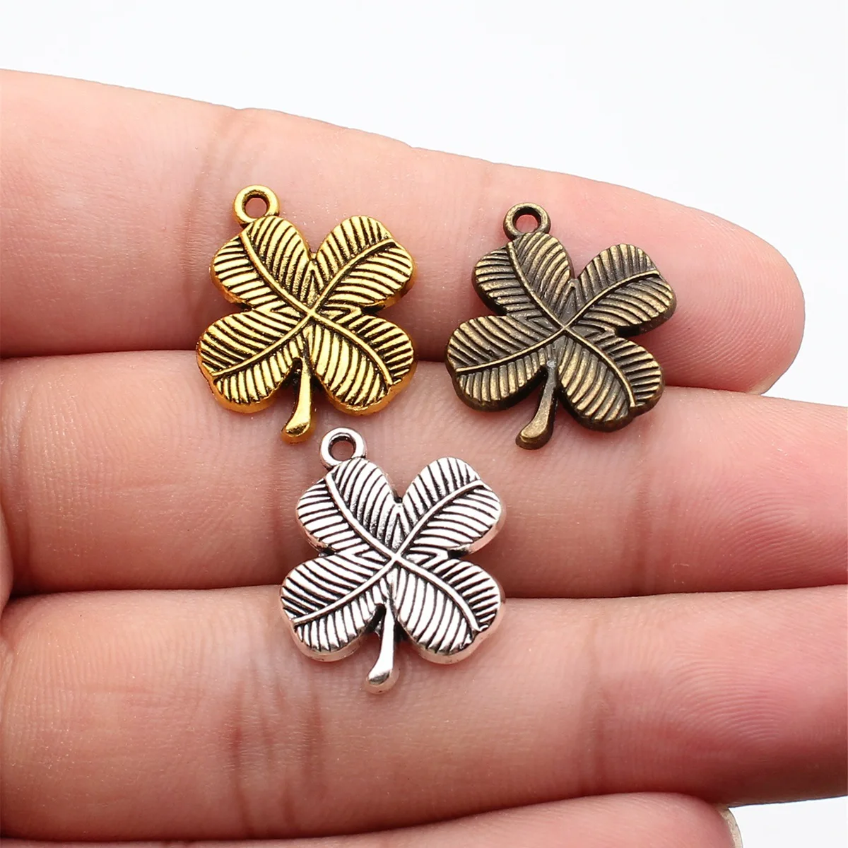 WYSIWYG 10pcs 20x18mm 3 Colors Antique Bronze Color Antique Silver Color Antique Gold Color Four Leaf Clover Charms