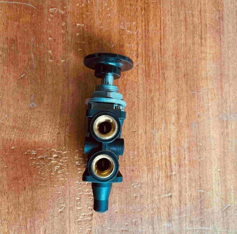 Mechanical Valve 3/2 Way Manual Push Pull Pneumatic Control Valve G1/8 for Pneumatic System